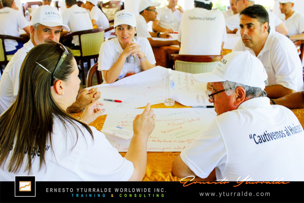 Taller experiencial de calidad y calidez en el servicio al paciente – World Café Workshops